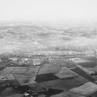 Perth, general.
General oblique aerial view.