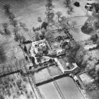 Megginch Castle.
General aerial view.