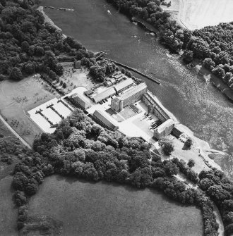 Oblique aerial view centred on the mill, taken from the NNW.
