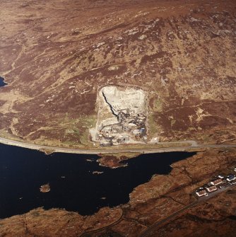 Oblique aerial view centred on the quarry, taken from the SW.