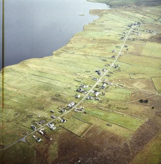 Oblique aerial view centred on the township, taken from the W.