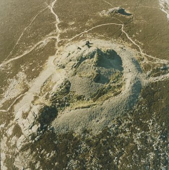 Oblique aerial view centred on the remains of the fort, taken from the SSE.