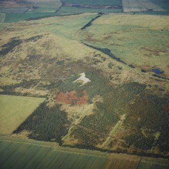 Oblique aerial view centred on the White Horse hill figure, taken from the SSE.