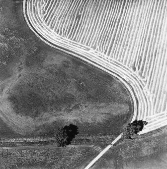 Witches' Stone, Monzie, oblique aerial view, taken from the SE.