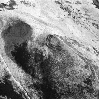 Oblique aerial view of Ben Effrey, looking SSE.