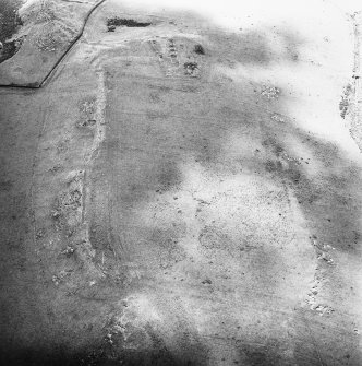 Fendoch Roman Fort, oblique aerial view, taken from the NE.