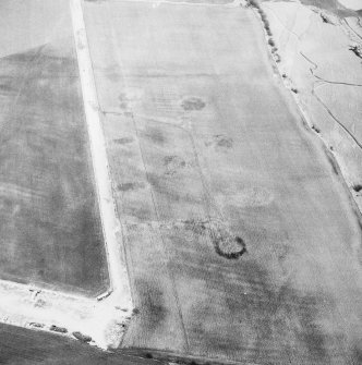 Errol Airfield, Military Dispersal Bays.
General oblique aerial view.
