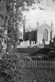 General view of Inchture Parish Church.
