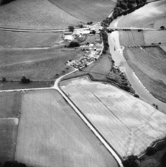 West Lindsaylands, oblique aerial view.