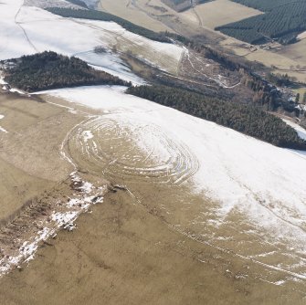 Corsehope Rings, Mid Hill, oblique aerial view, taken from the E, centred on the fort.