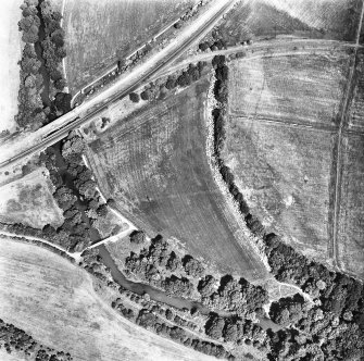 Inveresk, Roman temporary camp: oblique air photograph