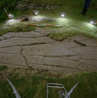 Cup and ring markings, Cairnbaan 1