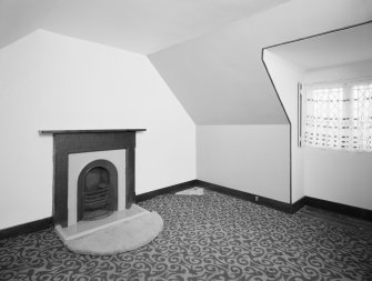 Kingscavil Cottages, interior.
View of specimen first floor bedroom.