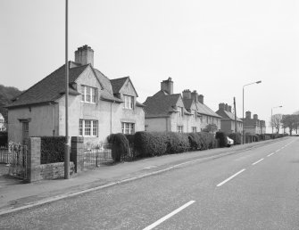 Inchinnan, Beardmore Cottages, view from NW.