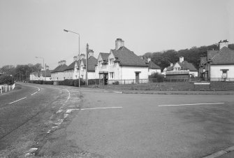 Inchinnan, Beardmore Cottages, view from SE.