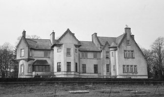 General view of Ballumbie House.