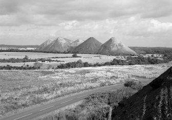 Winchburgh shale bing. General view from SW.