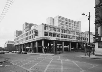 Glasgow, Argyle Street, Anderston Cross Shopping Centre
General view from East, including Anderston Bus Station