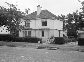 Glasgow. Great Western Road. General view at Knightswood.