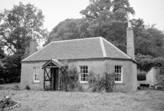 Balcarres House, East Lodge, Kilconquhar Parish