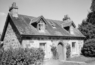 Gate Lodge by Home Farm Beaufort Castle NH 496422, Inverness, Highland