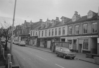 28-48 High Street, Lanark burgh