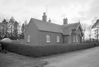 Halleaths : Lodge at Innerfield, Lochmaben Parish, A & E, D & Gull