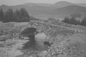 Bridge, Allt Feith a Mhoraire NN 469 961, Laggan parish, Badenoch and Strathspey, Highland