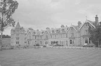 Nethybridge Hotel, Aberneth and Kincardine parish, Badenoch and Strathspey, Highland