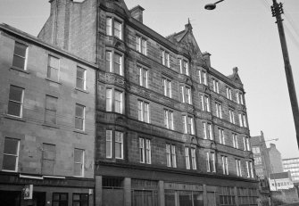 111-129 odd High Street (111 ast left), Glasgow, Strathclyde
