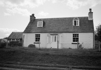 Lock Keepers Cottage, north side, Cullochy Locks, Caledonian Canal, Boleskine and Abertarff Parish, Inverness