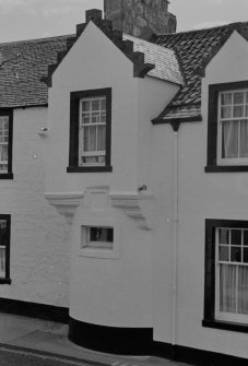 Smugglers Inn, High Street, corbelled tower, Anstruther Easter, Fife