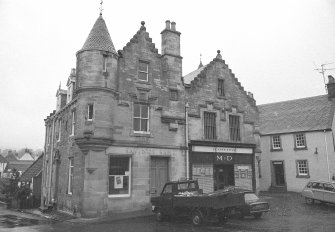 Savings Bank, M&D Co-Operative shop and Fountain House, High Street, Falkland, Fife