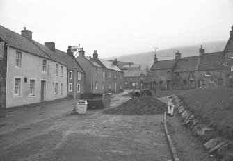 Cross Wynd, looking to Brunton Street, Falkland, Fife