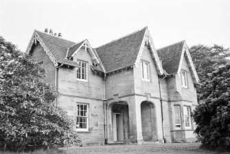 Freelands House N elev, Erskine Parish