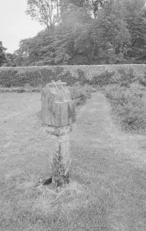 Sundial, Dunvegan Castle, Duirinish