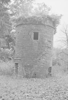 Dalswinton, old tower, Kirkmahoe Parish