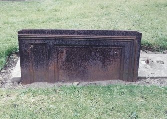 Cast-iron monument: blank