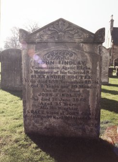 View of headstone of John Findlay and his children.