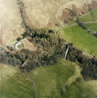 Oblique aerial photograph of Ballewan Old (right, NS 5456 8117) and New (left, NS 5449 8131) Aqueduct Bridges