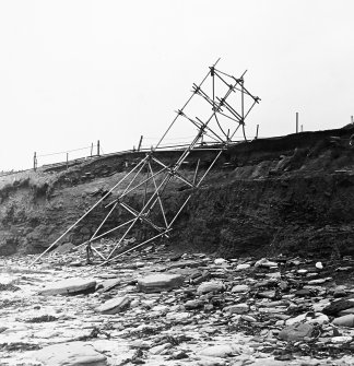 Area 2: after the hurricane, damage to photographic tower.