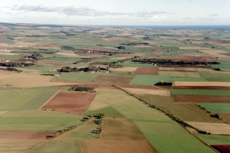 Oblique aerial view of the Howe of the Mearns, Fettercairn, near Laurencekirk, Aberdeen-shire, looking NE.