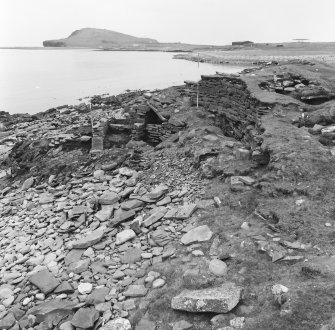 Excavation photograph : remains of walling.