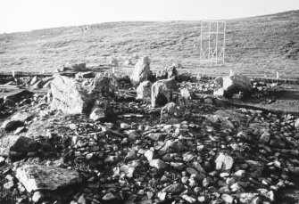 Excavation photograph.  House prior to excavation showing alcove.
Approx copy of B59932 with slightly better negative.