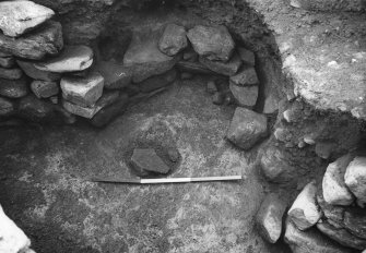 Excavation photograph : alcove without blocking.