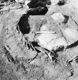 Excavation photograph : hearth with kerb in central area of larger wheelhouse.