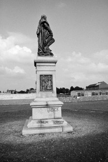 Burns Statue, Town's Muir, Irvine Burgh, Cunninghame, Strathclyde