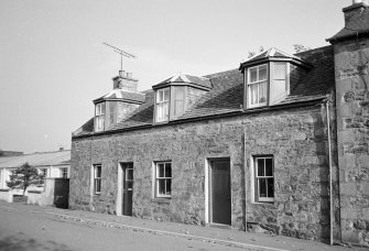 27a (right) & 29 (left) Balloch Road, Keith Burgh