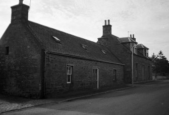 22 (Glenburn Cottage) right & 20 (left) Bridge Street, Keith Burgh