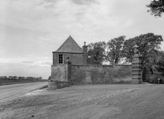 View of South Lodge, Broxmouth Park, from south east.